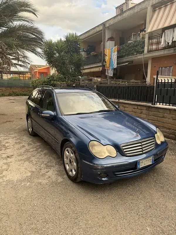 Usata Mercedes C220 Elegance 150 CV (110 kW) 2004 Station wagon