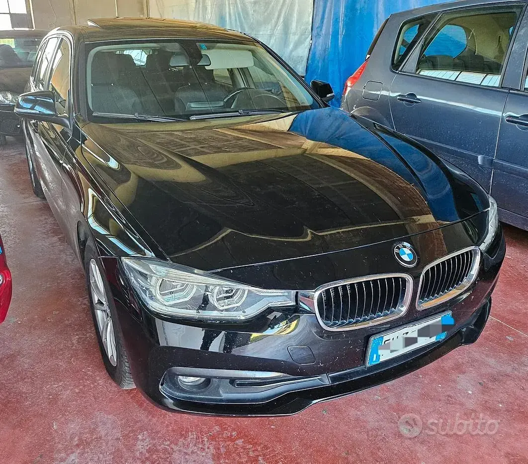 Usata BMW 318 150 CV (110 kW) 2017 Nero Station wagon