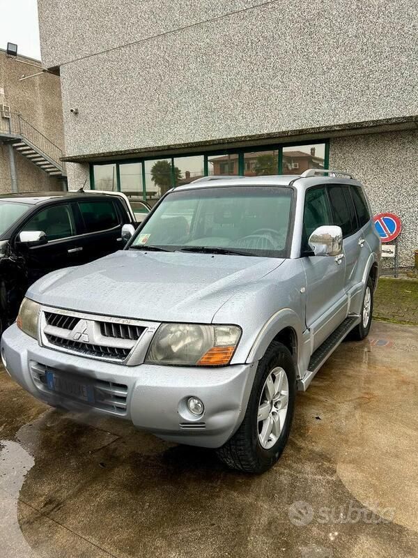 Usata 2007 Mitsubishi Pajero SUV | 6000 € (Super prezzo) - Immagine 1/4