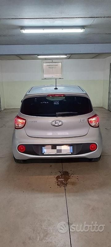 Usata Hyundai i10 65 CV (47 kW) 2020 Grigio Utilitaria