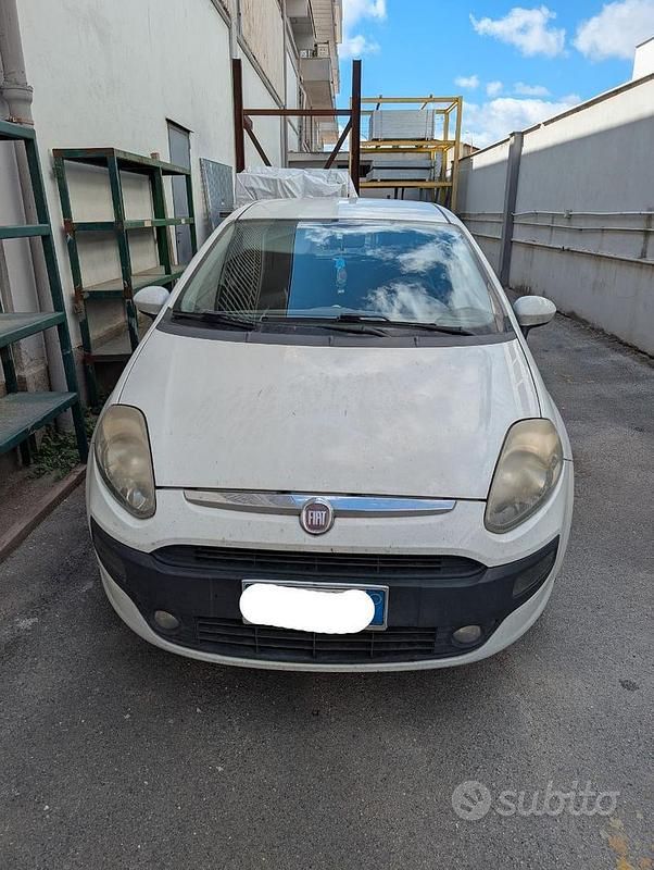 Usata Fiat Punto Evo 77 CV (56 kW) 2011 Bianco Utilitaria