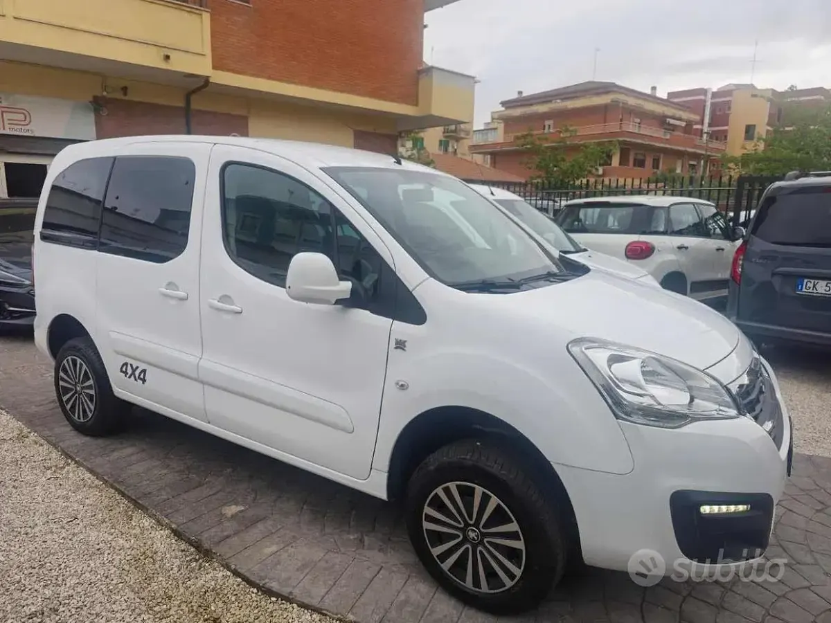 Usata Peugeot Partner Active 99 CV (72 kW) 2019 Bianco Monovolume