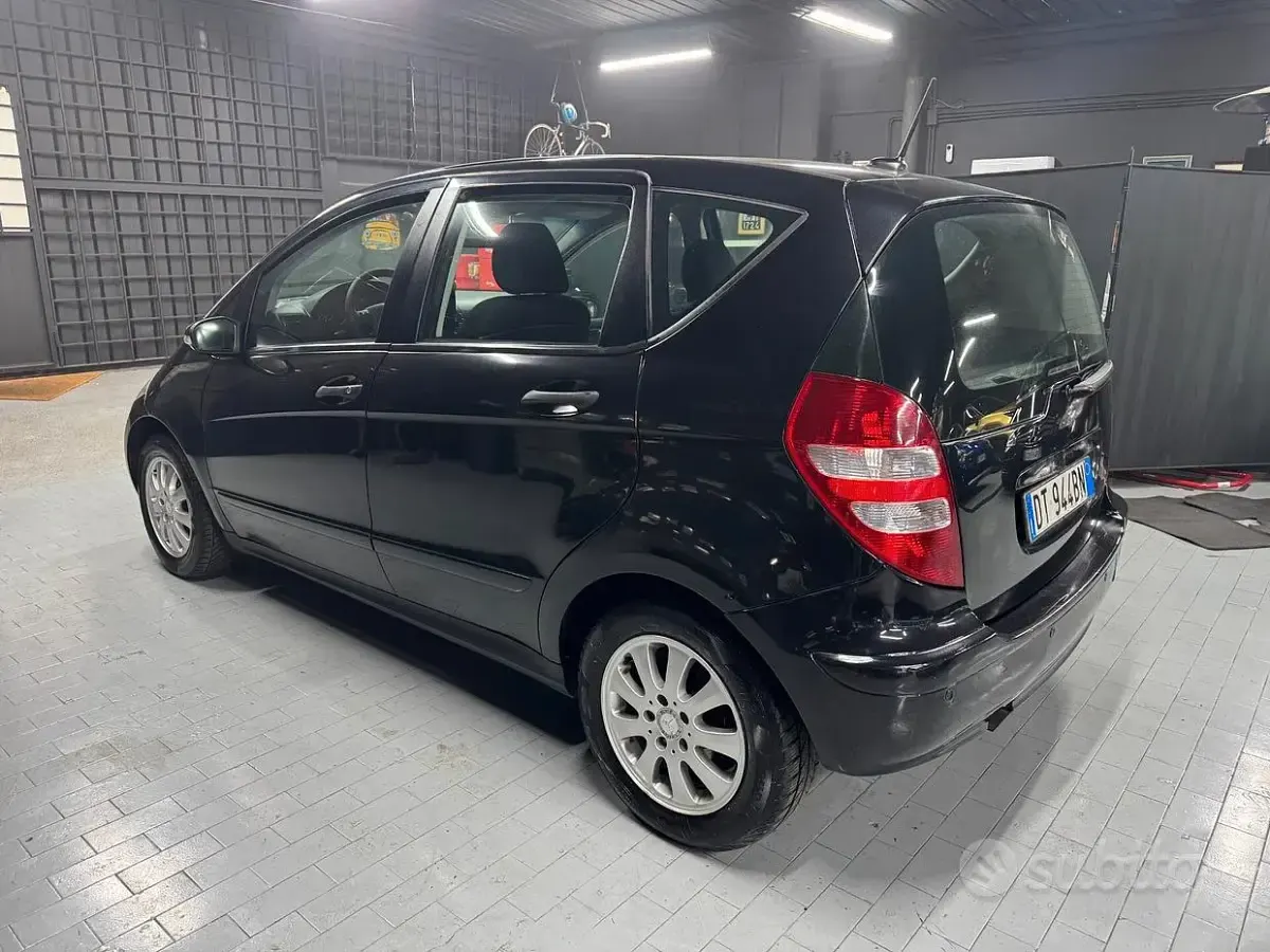 Usata Mercedes A150 Elegance 95 CV (69 kW) 2008 Nero Berlina