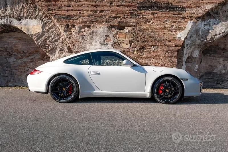 Usata Porsche 911 Carrera 4S 385 CV (283 kW) 2010 Bianco Coupé
