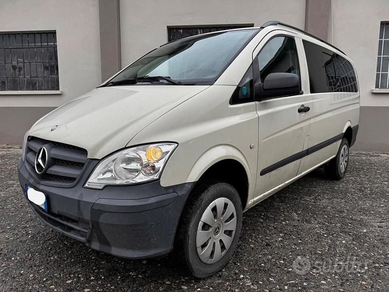 Usata Mercedes Vito 135 CV (99 kW) 2012 Giallo Furgone
