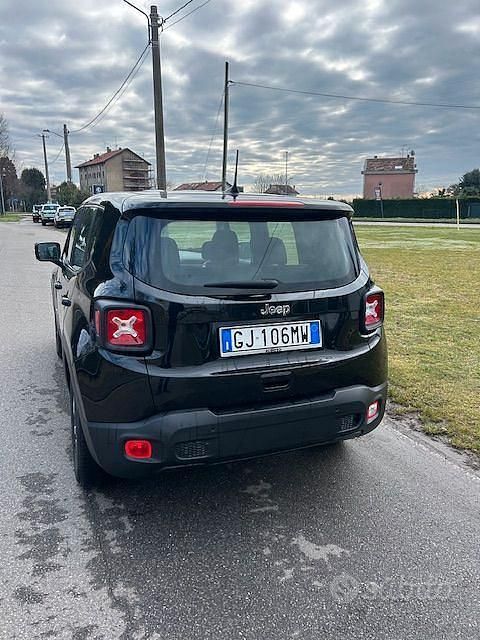 Usata Jeep Renegade Longitude 120 CV (88 kW) 2022 Nero SUV