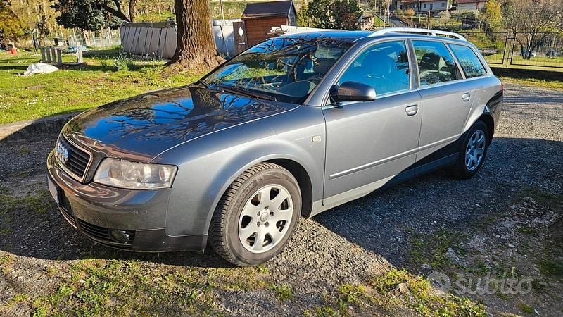 Usata Audi A4 131 CV (96 kW) 2003 Grigio Station wagon