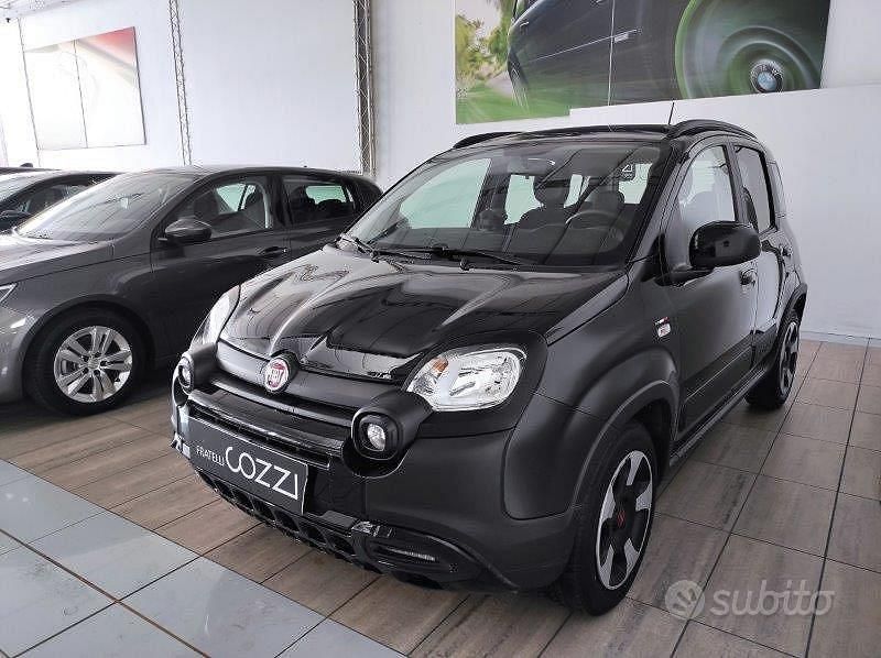 Usata Fiat Panda Cross Cross 69 CV (50 kW) 2019 Nero Utilitaria