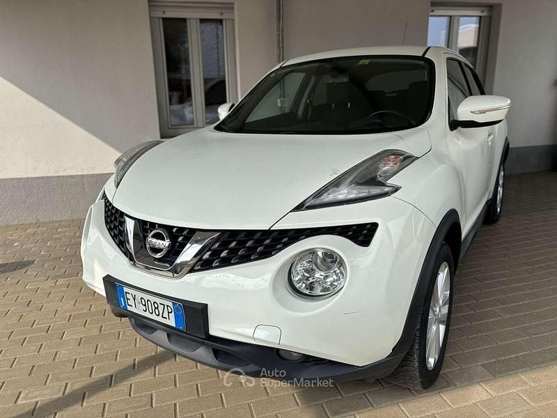 Usata Nissan Juke Tekna 116 CV (85 kW) 2015 Bianco SUV