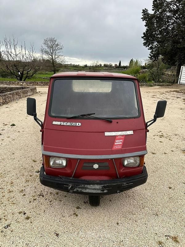 Occasion Piaggio APE 68 ch (50 kW) 2000 Rouge Berline