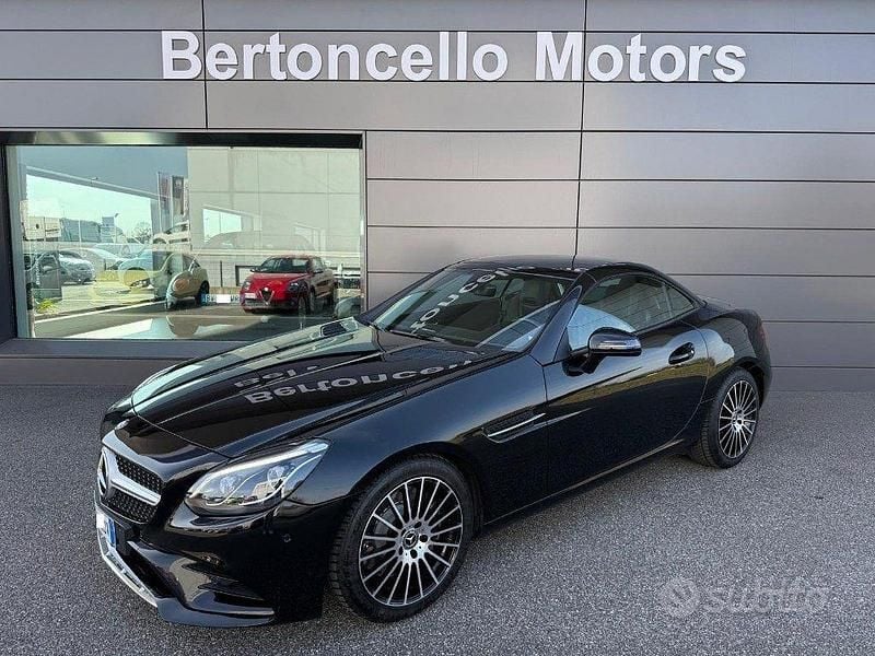 Usata Mercedes SLC250 Premium 204 CV (150 kW) 2017 Nero Cabrio