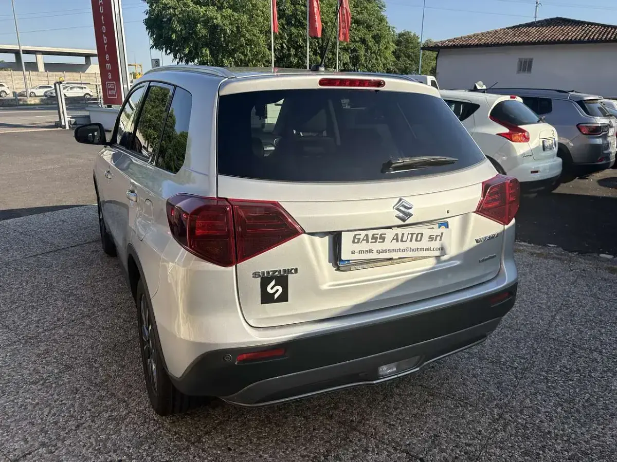 Brugt Suzuki Vitara 140 HK (102 kW) 2019 Sølv SUV