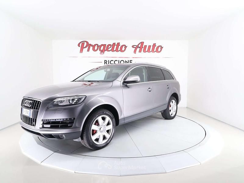 Grigio Usata 2011 Audi Q7 Advanced Plus SUV | 16.900 € (Cara) - Immagine 1/4