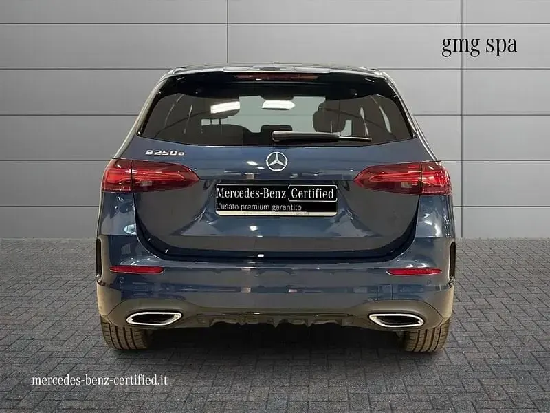 Usata Mercedes B250e Advanced Plus 218 CV (160 kW) 2025 Blu Monovolume