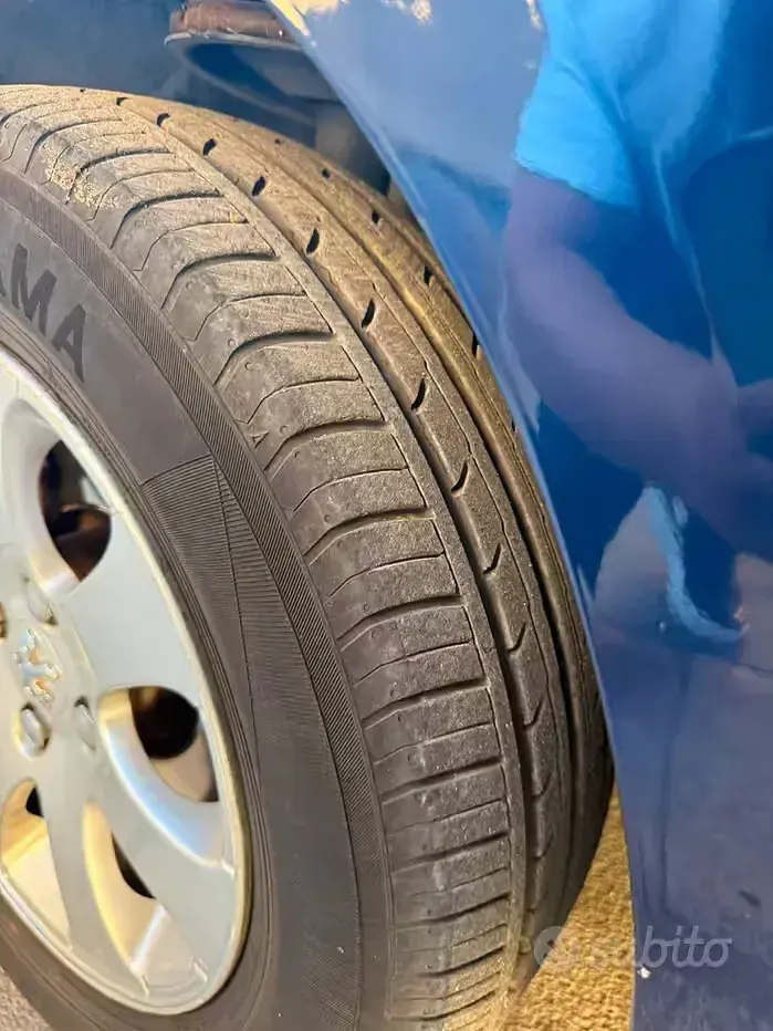 Usata Peugeot 307 68 CV (50 kW) 2005 Bluazzurro Berlina