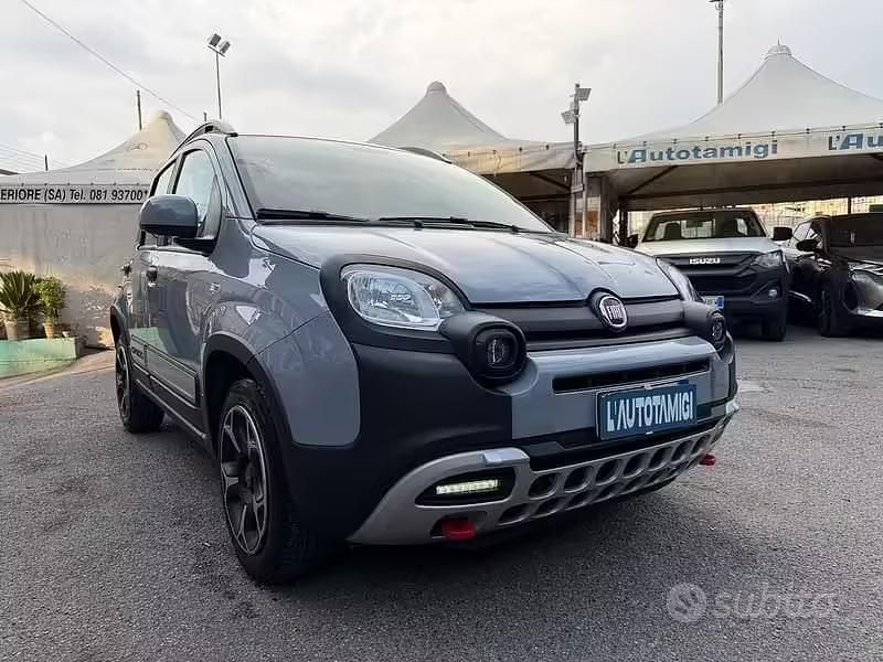 Usata Fiat Panda Cross Cross 70 CV (51 kW) 2022 Grigio Utilitaria