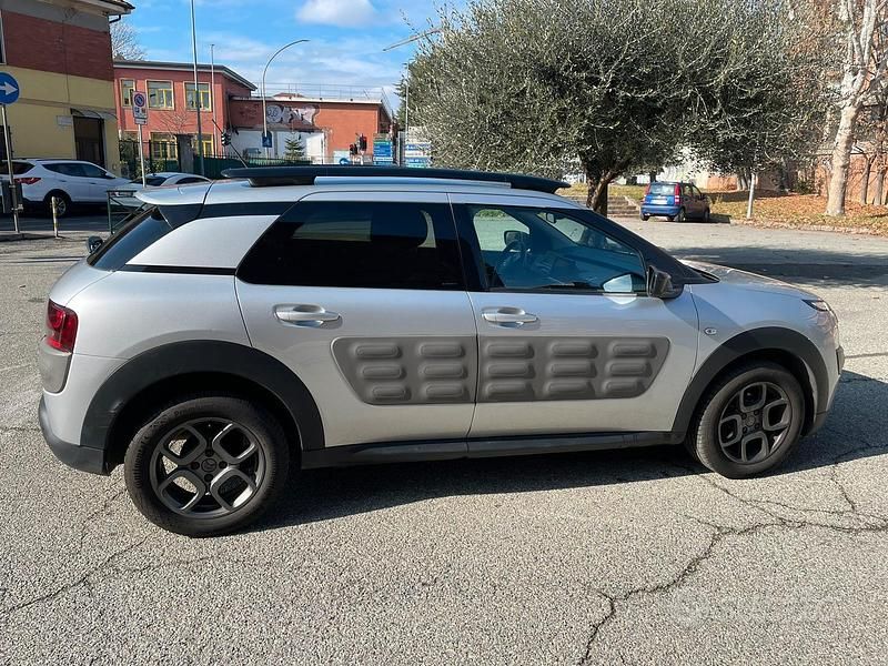 Usata Citroën C4 Cactus 110 CV (80 kW) 2015 Grigio Utilitaria