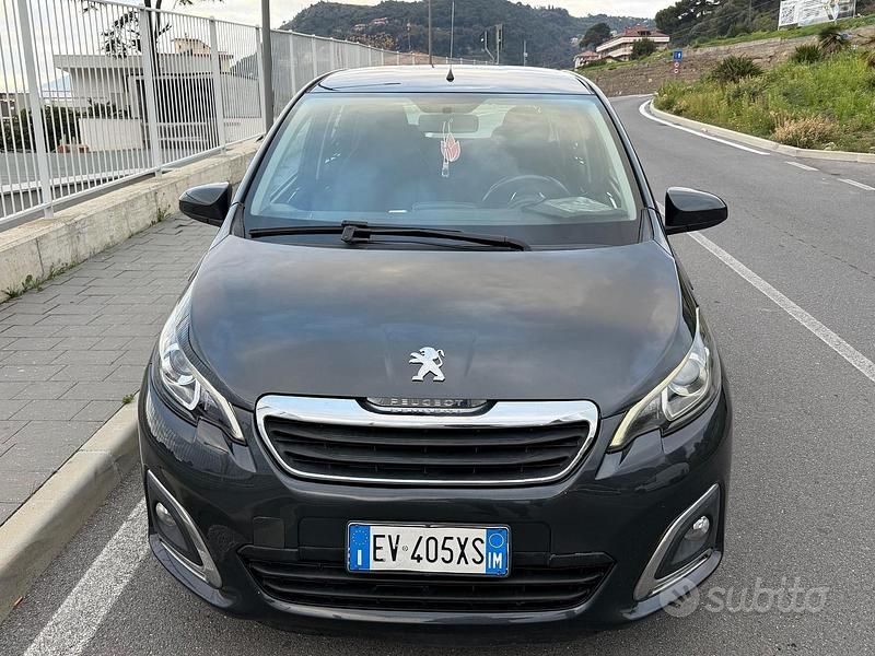 Usata Peugeot 108 Allure 69 CV (50 kW) 2014 Grigio Berlina