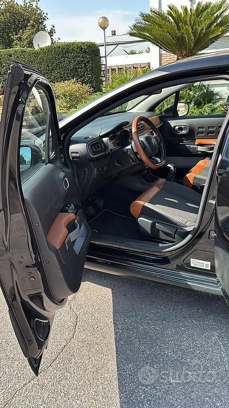 Usata Citroën C3 102 CV (75 kW) 2019 Nero Utilitaria