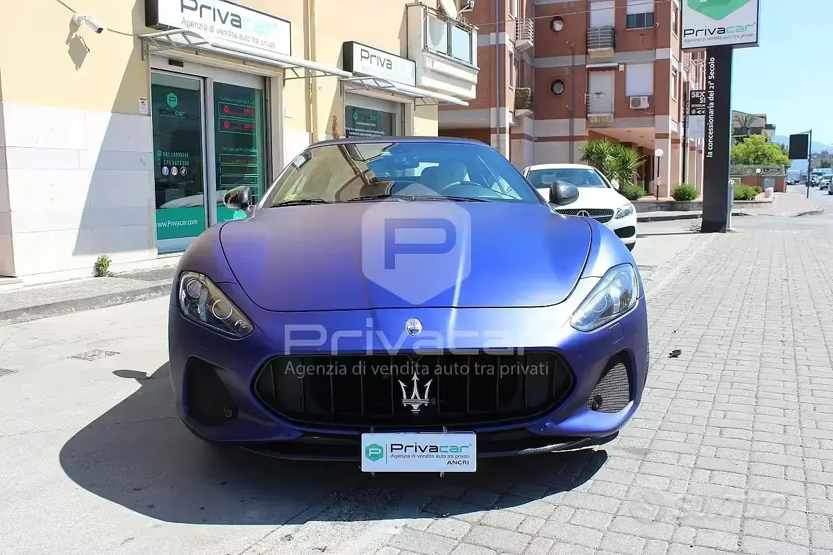 Usata Maserati GranCabrio 460 CV (338 kW) 2019 Blu Cabrio