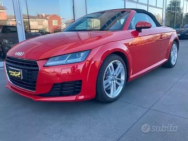Usata Audi TT Roadster Design 184 CV (135 kW) 2015 Rosso Cabrio