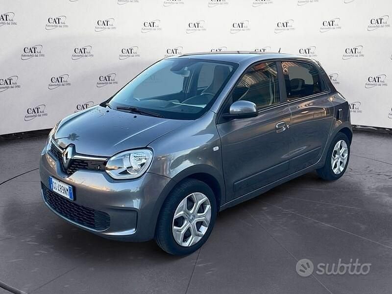 Usata Renault Twingo Zen 60 kW (82 CV) 2021 Grigio Utilitaria