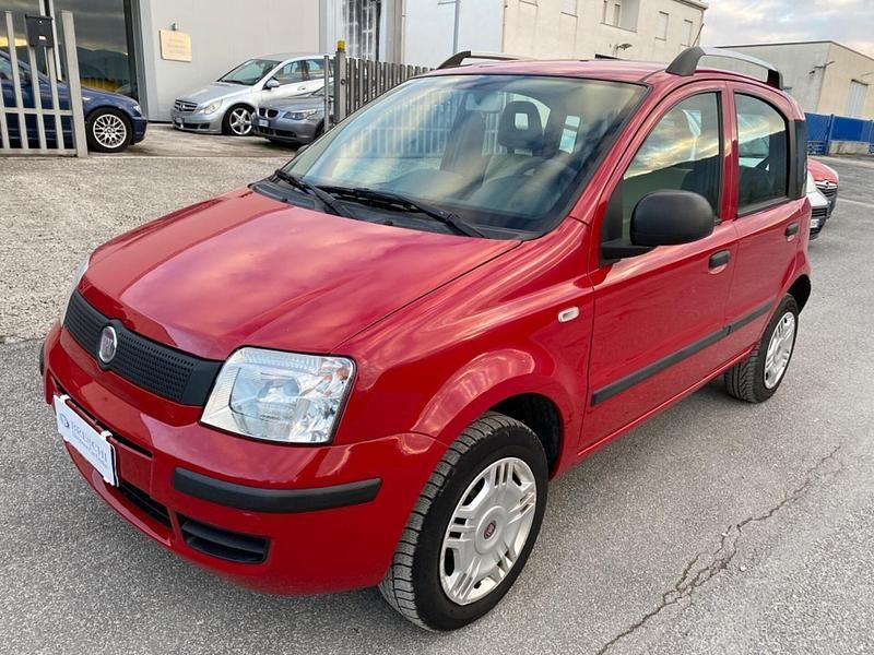 Usata Fiat Panda Classica 77 CV (56 kW) 2012 Rosso Utilitaria