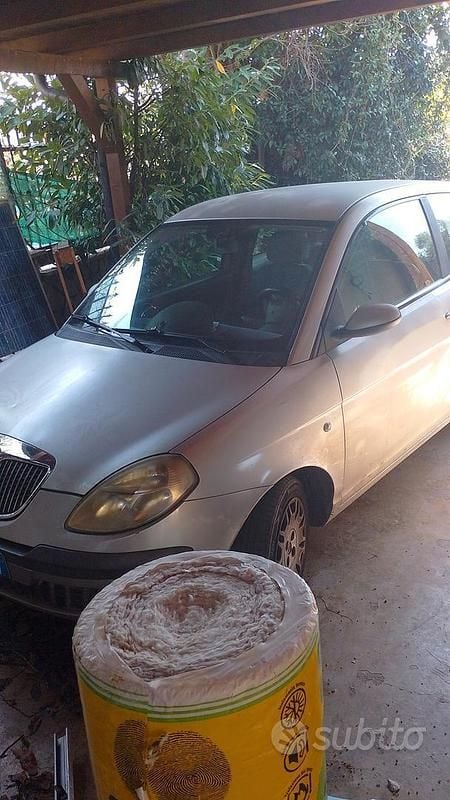 Usata Lancia Ypsilon 60 CV (44 kW) 2005 Utilitaria