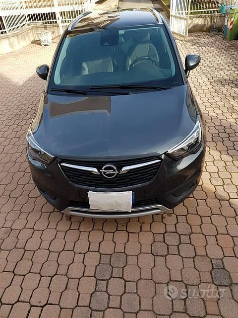 Usata Opel Crossland X 81 CV (59 kW) 2018 Grigio SUV