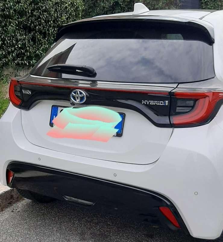 Usata Toyota Yaris Hybrid 92 CV (67 kW) 2021 Berlina