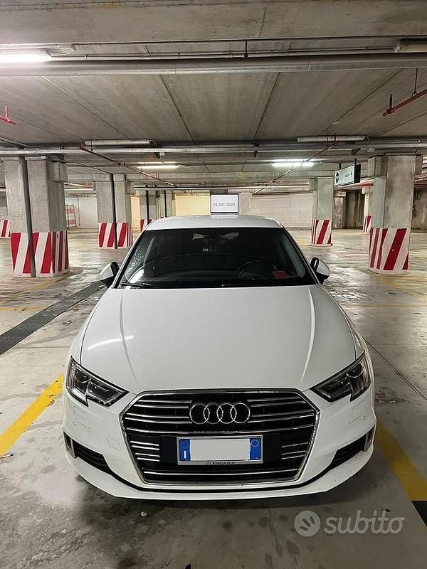 Usata Audi A3 S-Line 116 CV (85 kW) 2019 Bianco Berlina