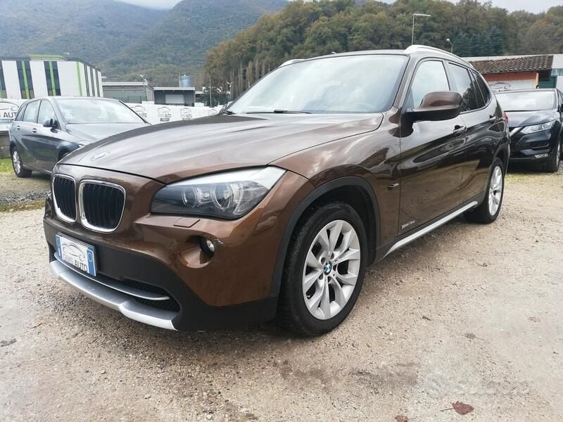 Usata BMW X1 143 CV (105 kW) 2011 Marrone SUV