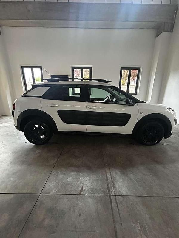 Usata Citroën C4 Shine Edition 99 CV (72 kW) 2014 Bianco SUV