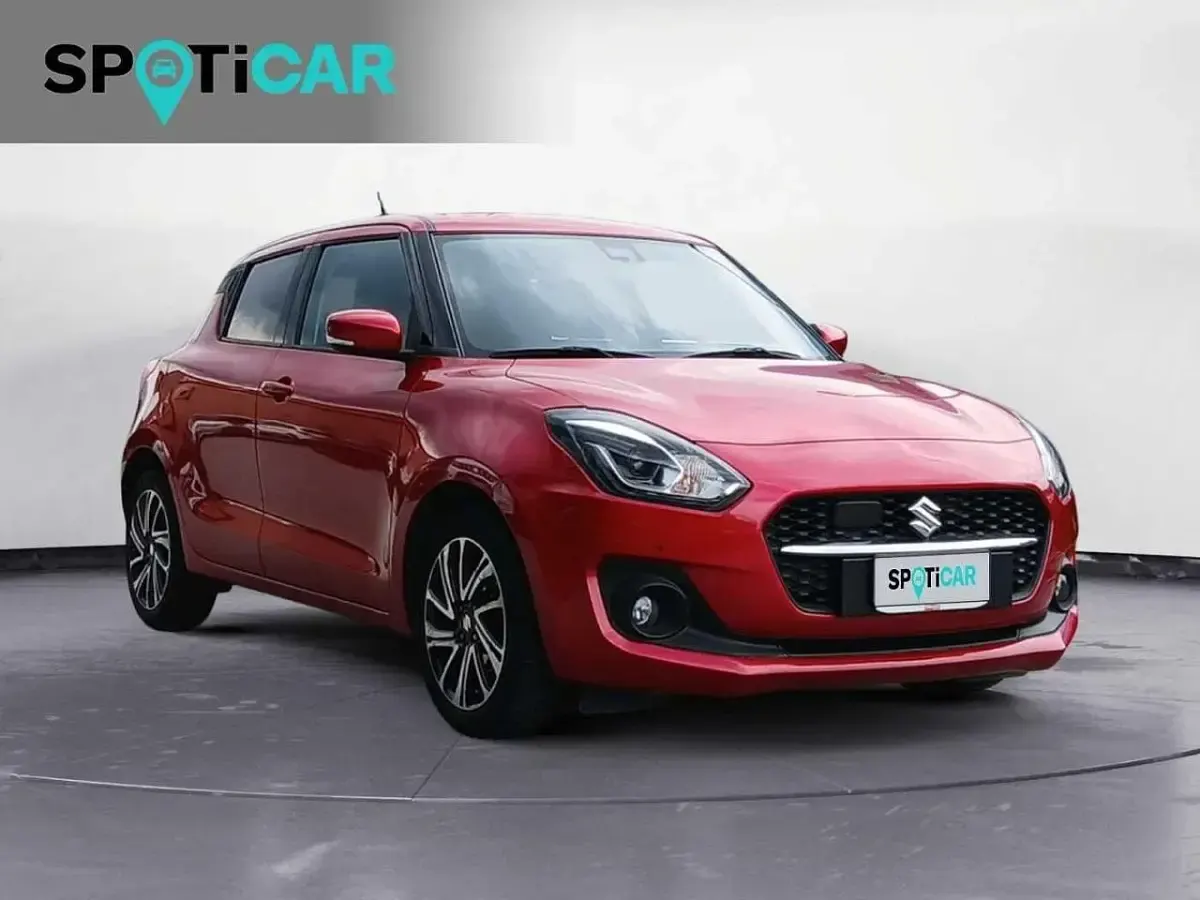 Usata Suzuki Swift 83 CV (61 kW) 2023 Rosso Utilitaria