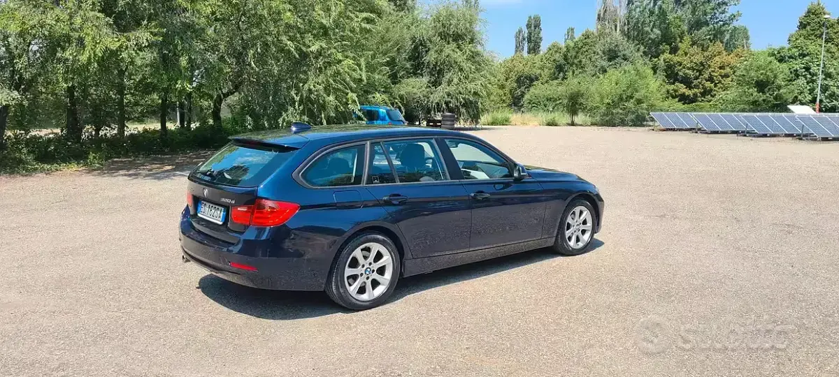Usata BMW 320 Efficient Dynamics 184 CV (135 kW) 2013 Nero Station wagon