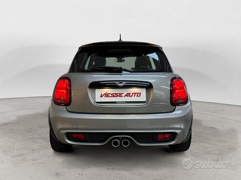 Usata Mini Cooper S Hype 192 CV (141 kW) 2019 Grigio Utilitaria
