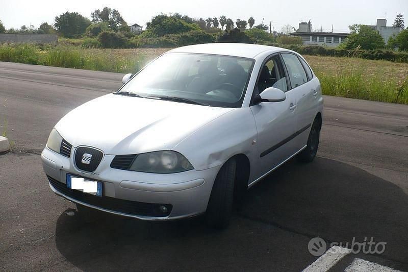 Second-hand Seat Ibiza Stylance 75 CP (55 kW) 2004 Gri Hatchback