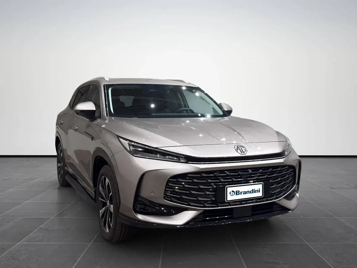 Usata MG HS Luxury 143 CV (105 kW) 2025 Sterling silver SUV