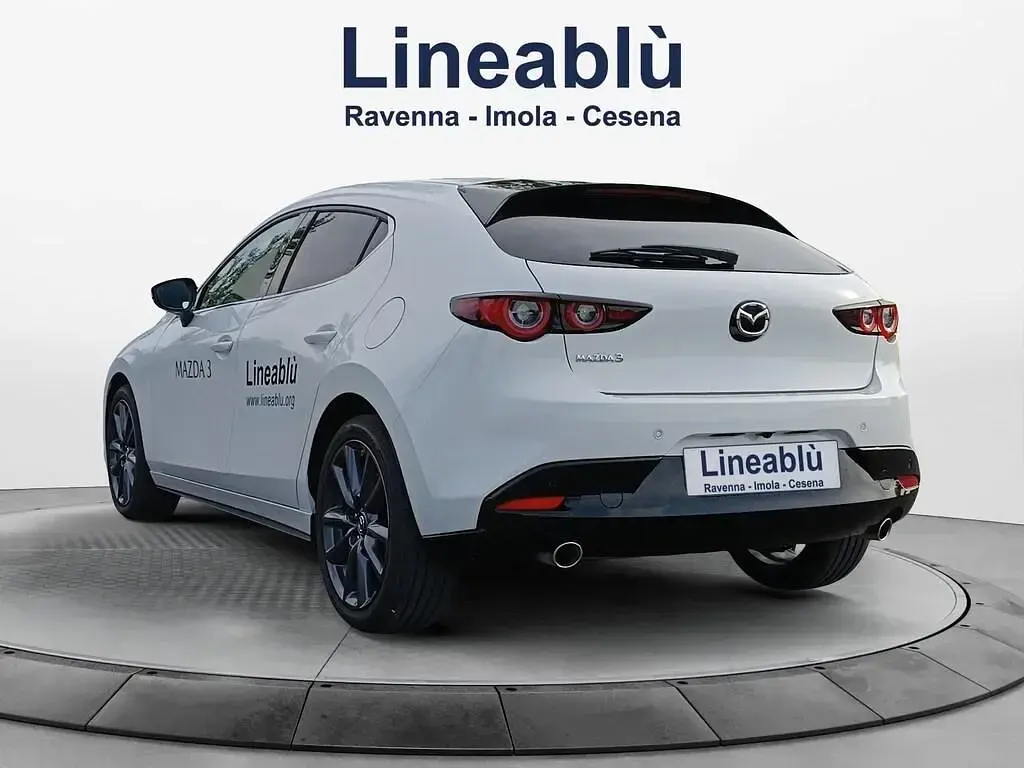 Usata Mazda 3 140 CV (102 kW) 2026 Arctic white Berlina