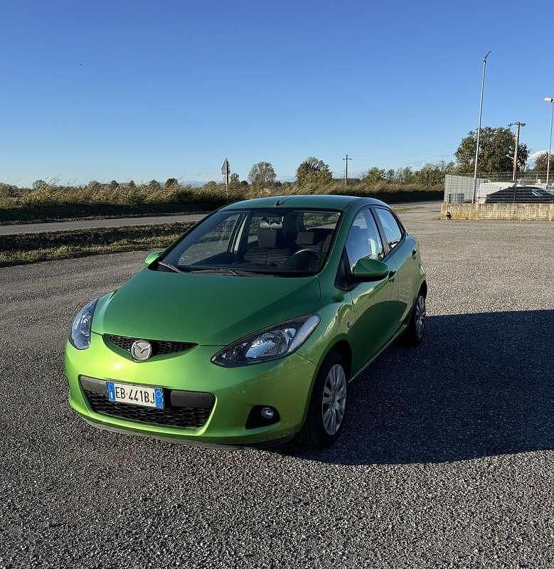 Usata Mazda 2 75 CV (55 kW) 2010 Berlina