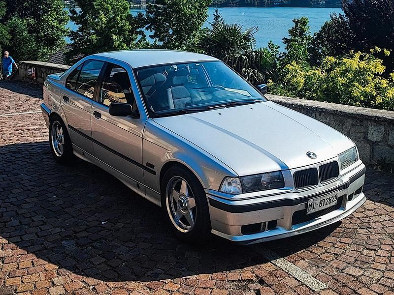 Usata BMW 320 150 CV (110 kW) 1991 Grigio Berlina