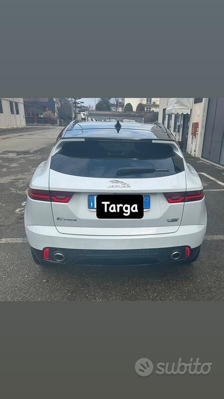 Usata Jaguar E-Pace SE 200 CV (147 kW) 2018 Bianco SUV