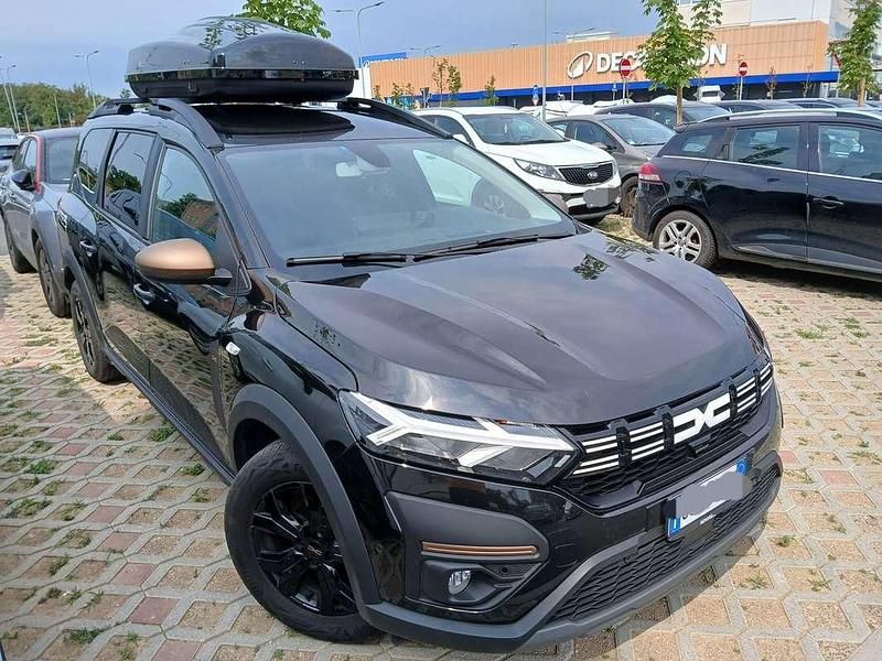 Usata Dacia Jogger Extreme 101 CV (74 kW) 2024 Monovolume