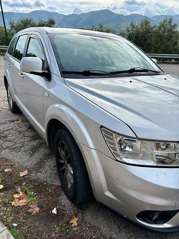 Usata Fiat Freemont 140 CV (102 kW) 2012 Argento SUV