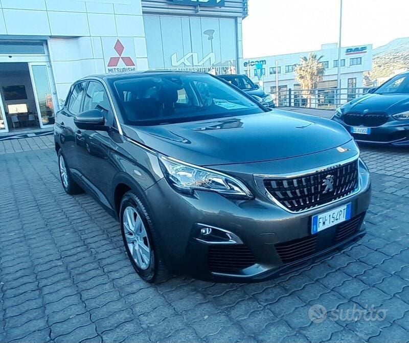 Grigio Usata 2019 Peugeot 3008 Allure Station wagon | 17.900 € (Cara) - Immagine 1/4