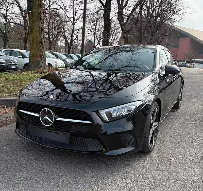Usata Mercedes A200 Edition 150 CV (110 kW) 2021 Nero Berlina