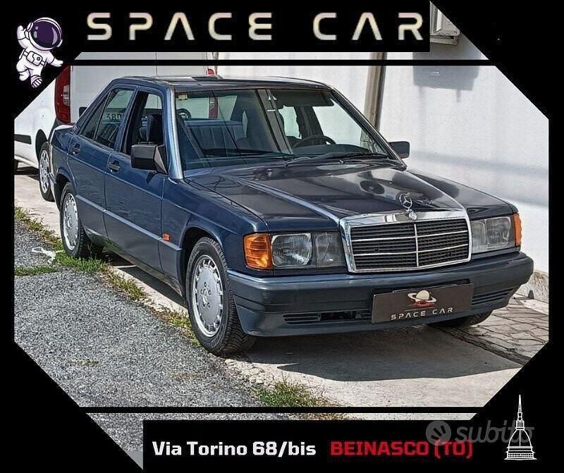 Blu Usata 1991 Mercedes 190 Tre volumi | 9999 € - Immagine 1/4