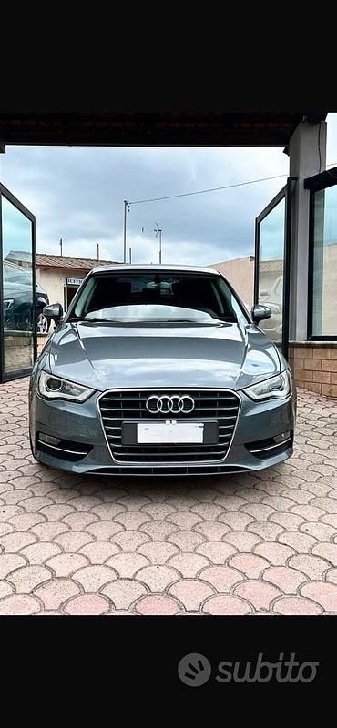Gebraucht Audi A3 116 PS (85 kW) 2014 Grau Limousine
