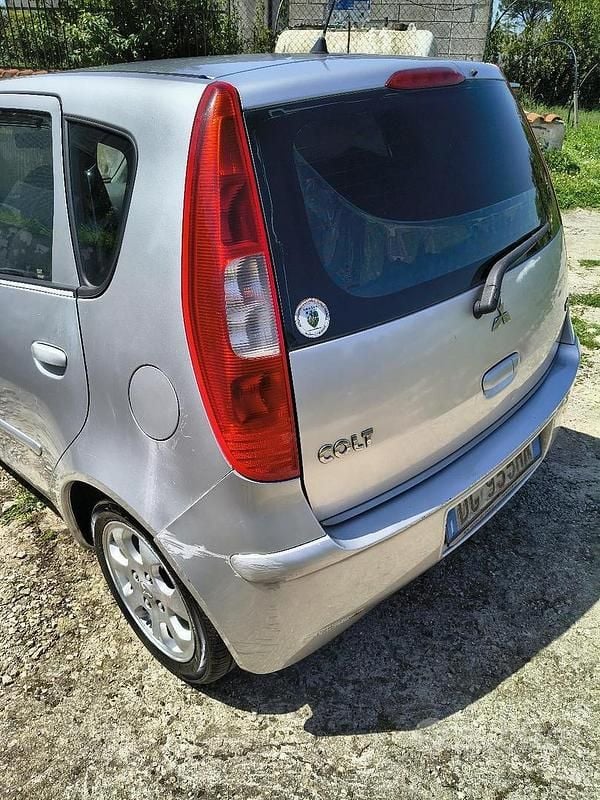 Usata Mitsubishi Colt 95 CV (69 kW) 2007 Grigio Utilitaria
