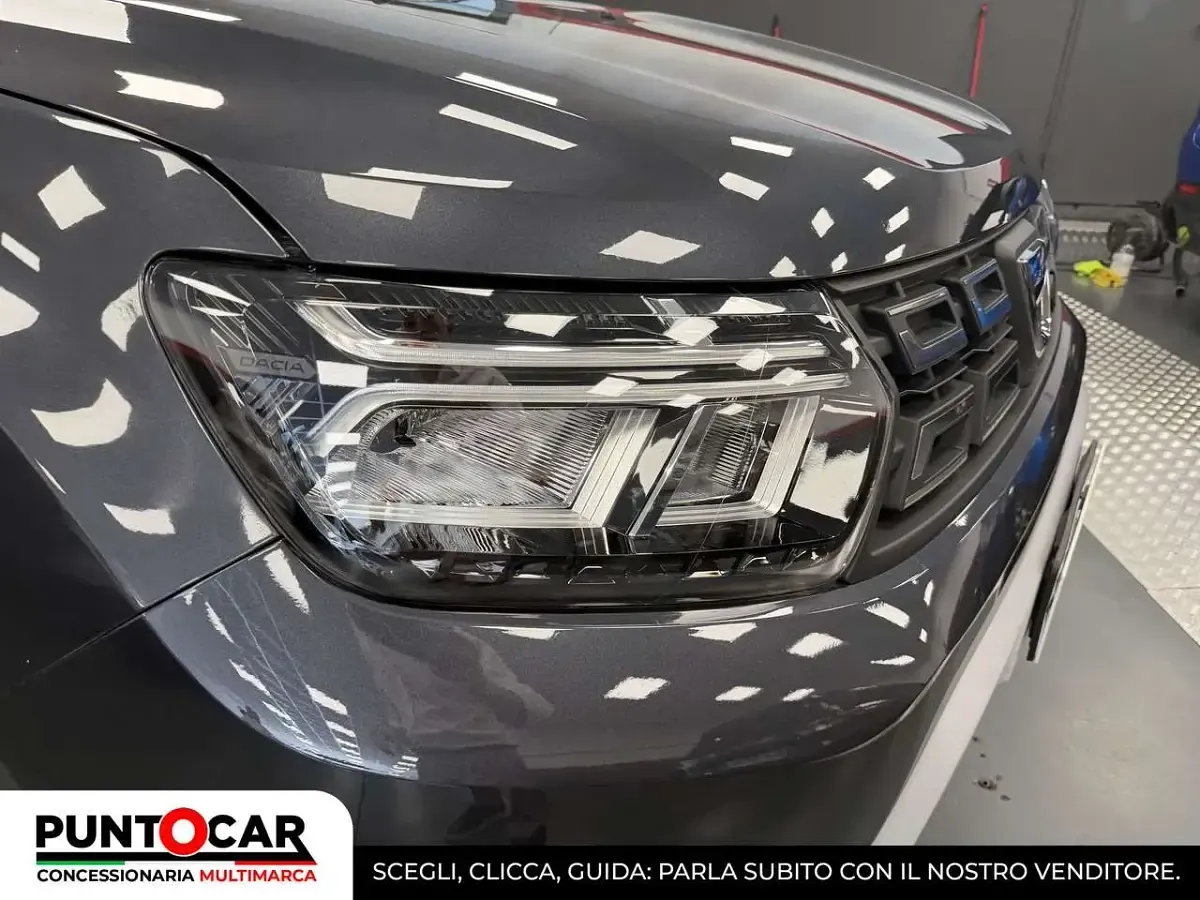 Usata Dacia Duster Journey 101 CV (74 kW) 2022 Grigio SUV